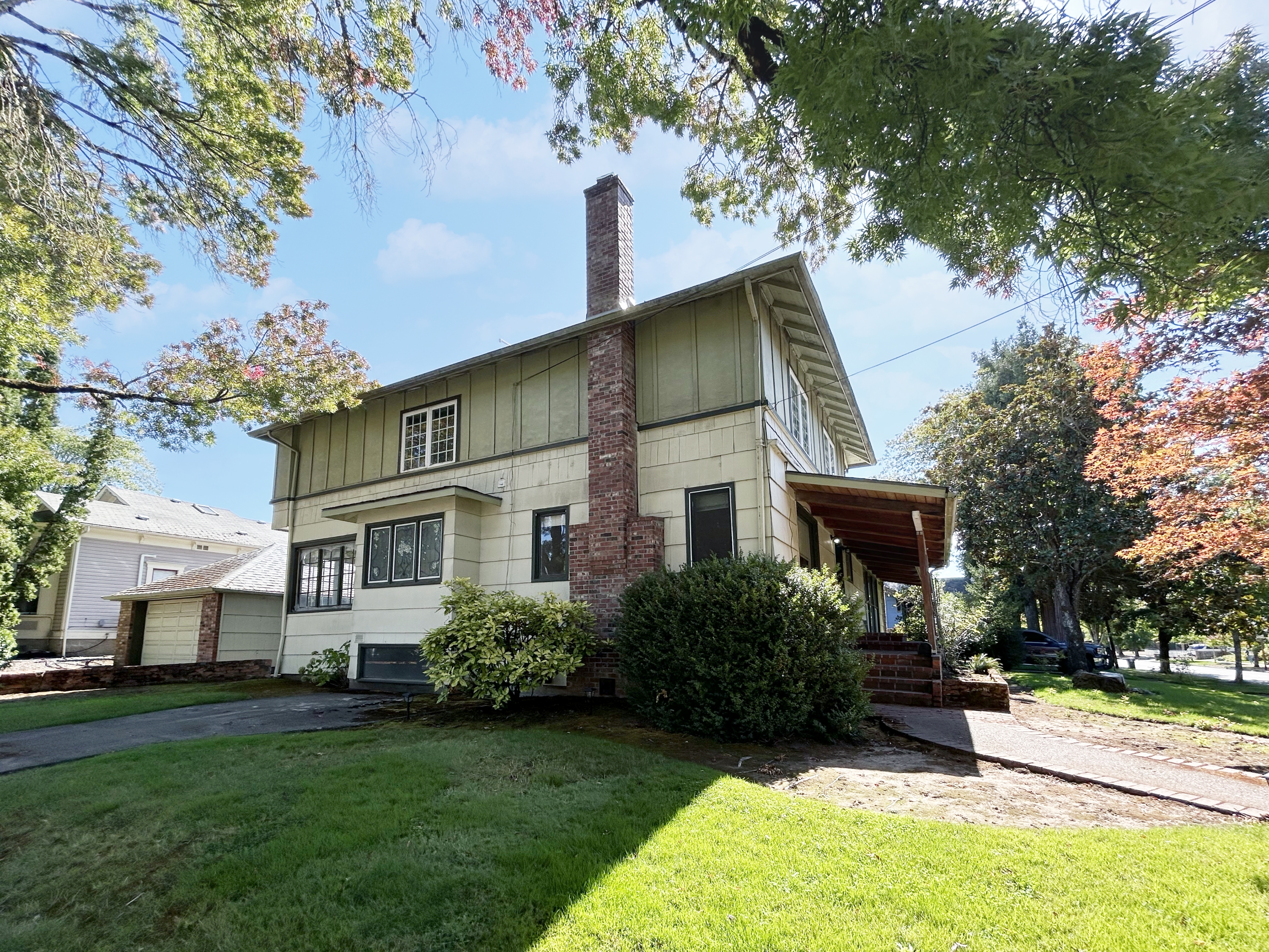 2109 Alder Street
