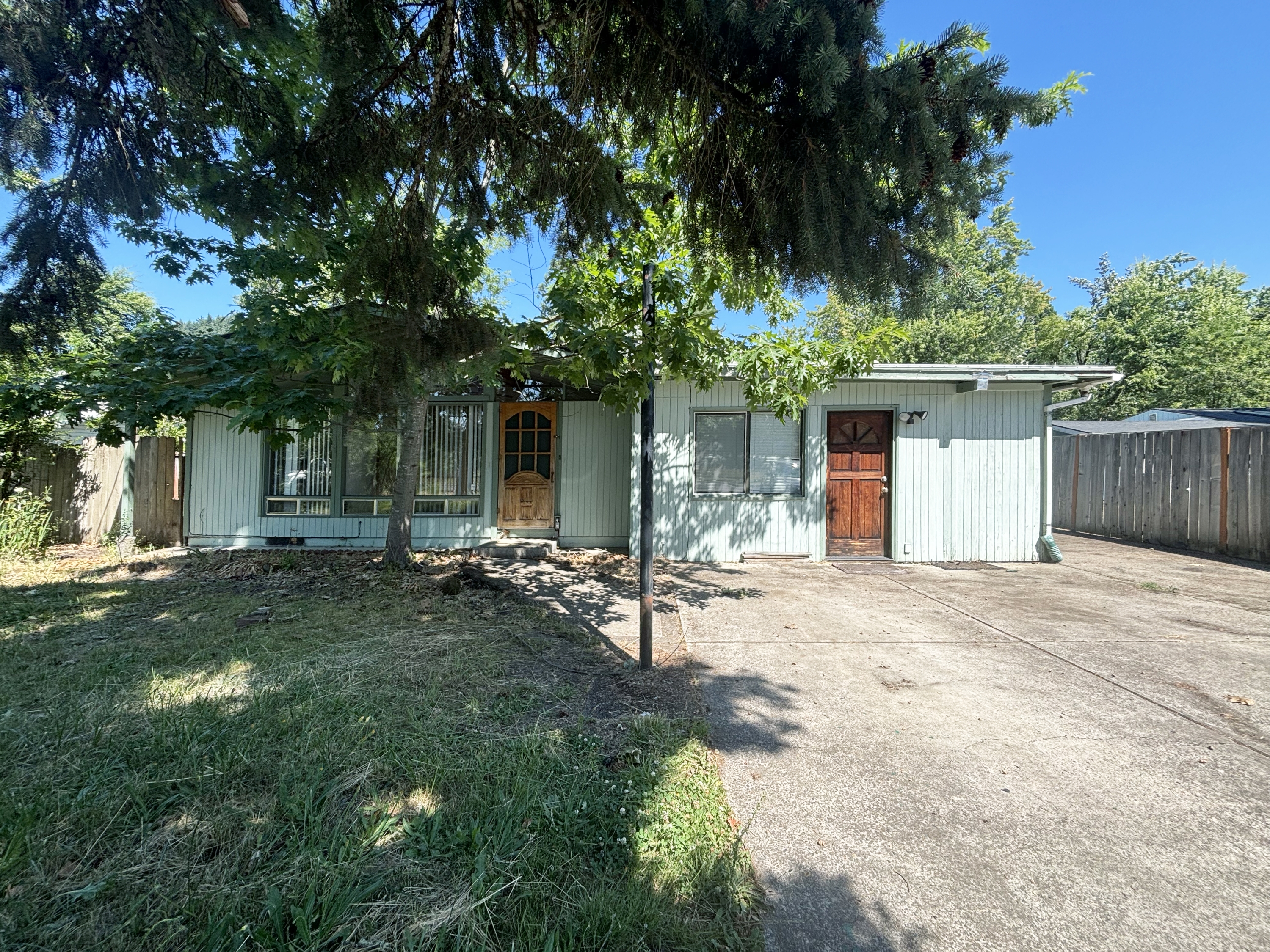 3817 East Amazon Drive